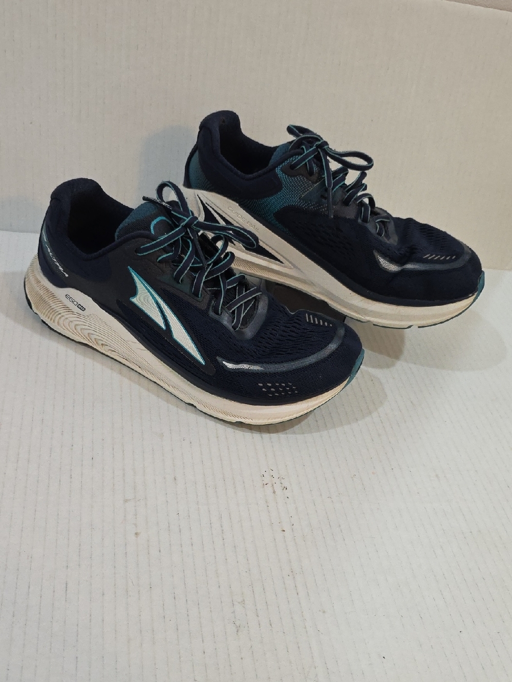 Altra Paradigm Womens Dark Navy and Teal Running Shoes Size 8.5